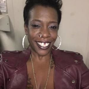 Meet your Posher, Lydia